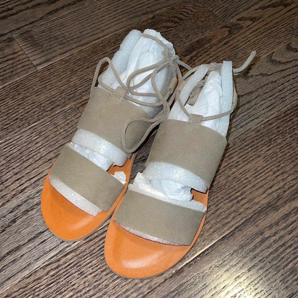 Brand New Lucky Brand Genuine Leather Hadesha Sandal - Fossilized Barclay 6.5